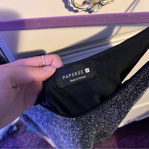 Black sparkly top - Picture 2 of 2